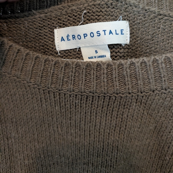 Aeropostale Off-the-Shoulder Olive Sweater - Picture 3 of 3